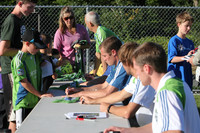 2740 VISC-Seattle Sounders autographs 082310
