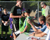 2743 VISC-Seattle Sounders autographs 082310