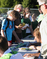 2777 VISC-Seattle Sounders autographs 082310